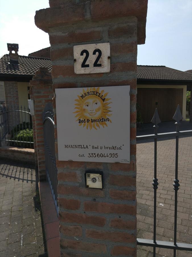 Marinella B&B Cornale Buitenkant foto