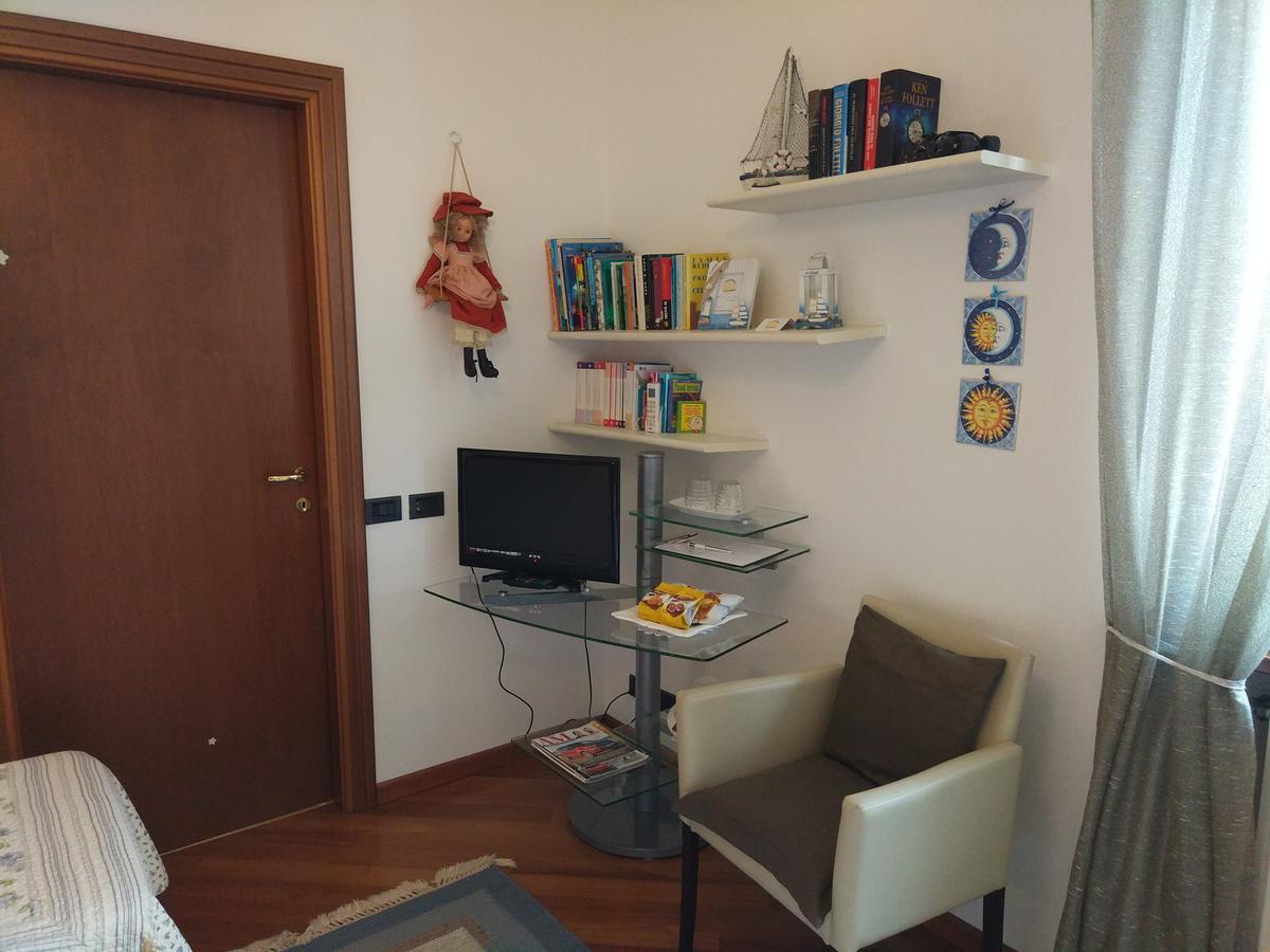 Marinella B&B Cornale Buitenkant foto