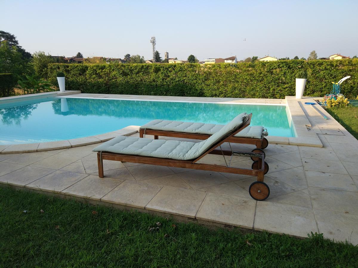 Marinella B&B Cornale Buitenkant foto