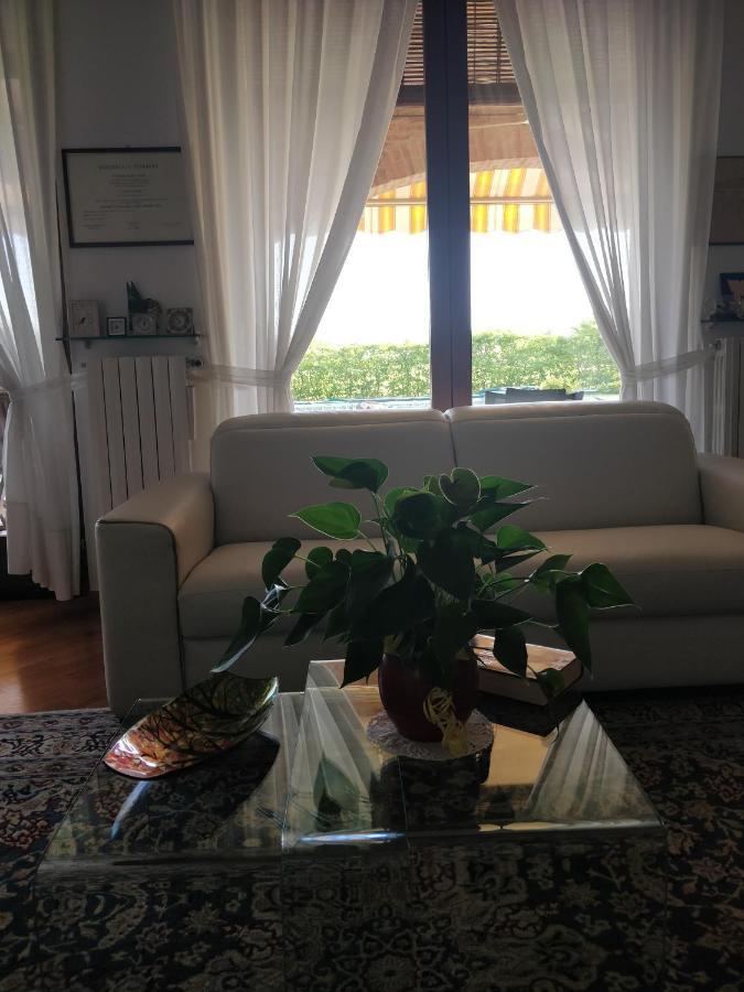 Marinella B&B Cornale Buitenkant foto